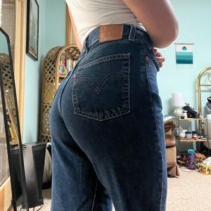 Levi Ribcage straight jeans